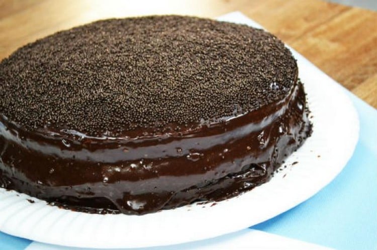 bolo de chocolate que não vai ao forno