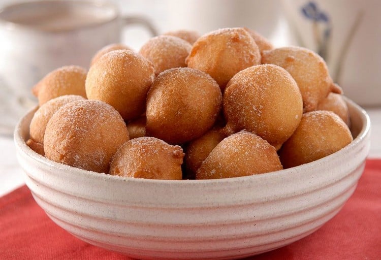 como fazer bolinho de chuva