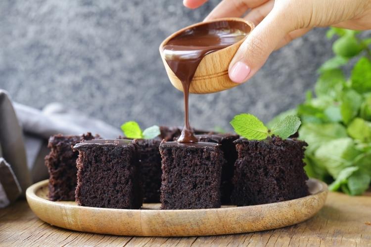 calda de chocolate com Nescau e água