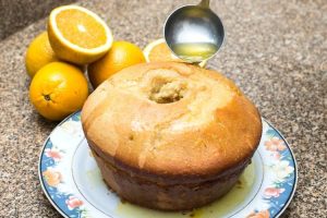 Calda de laranja para molhar bolo: Confira como fazer calda de laranja para molhar bolo