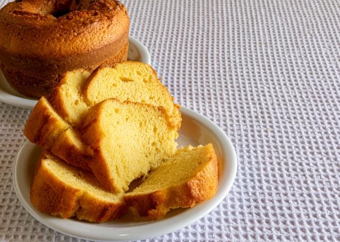 Qual o segredo do bolo de fubá cremoso de liquidificador