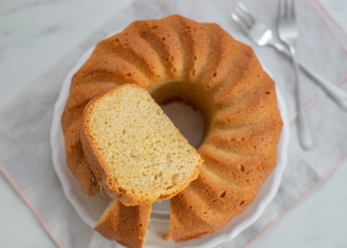 Bolo de farinha de trigo de liquidificador