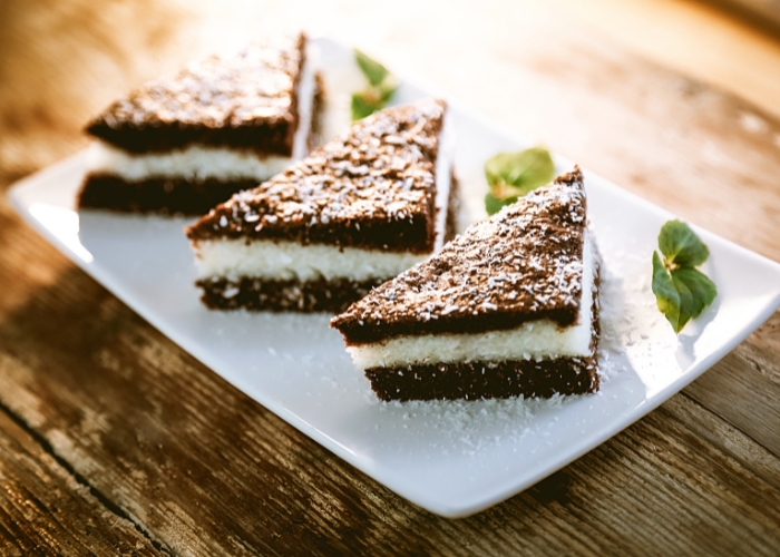 receita de bolo de chocolate com recheio de prestígio