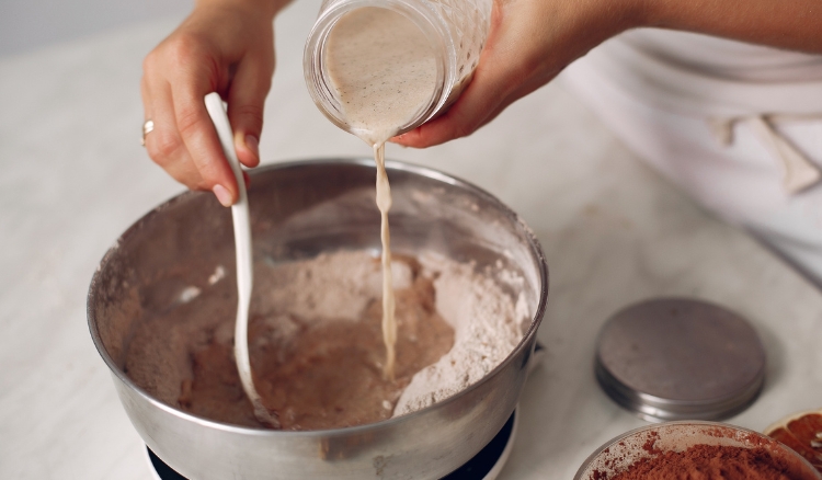 Pode fazer bolo com leite gelado