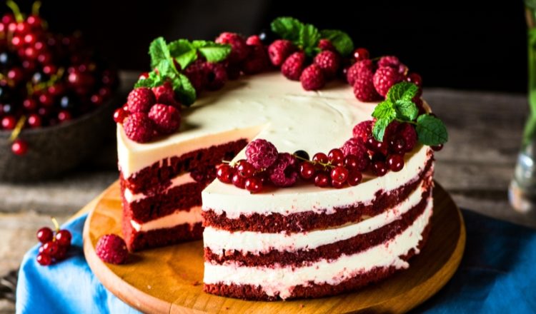 Como deixar o bolo red velvet bem vermelho