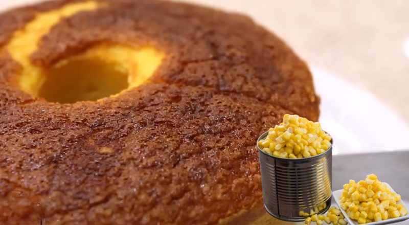 Bolo de milho de lata com farinha de trigo