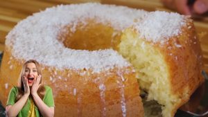 Receita de bolo de coco fofinho que derrete na boca