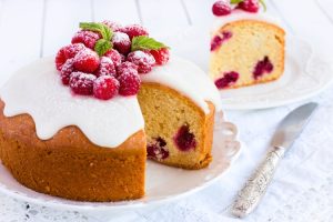 Como fazer casquinha de açúcar em cima do bolo