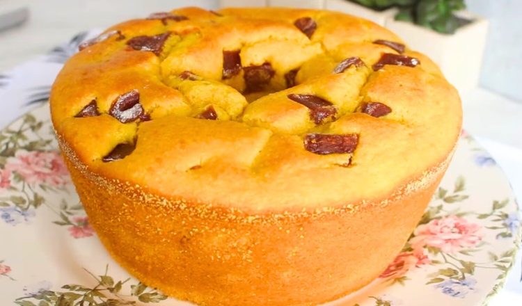 Bolo de milho com goiabada