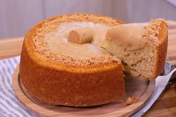 Bolo de paçoca de liquidificador
