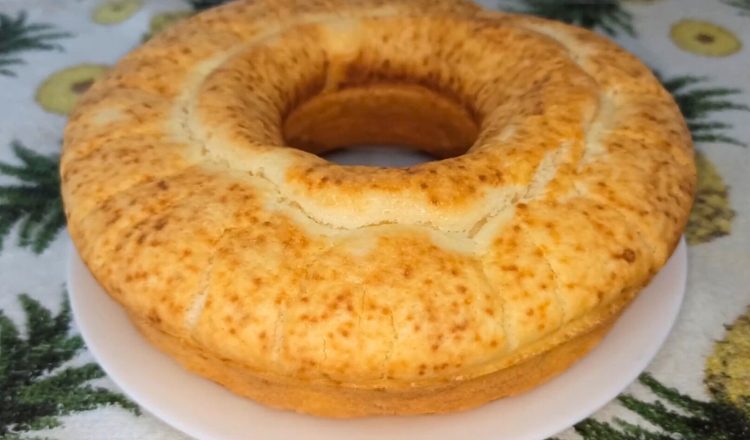Bolo de tapioca com maizena