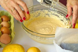 Farinha de trigo para pizza serve para fazer bolo