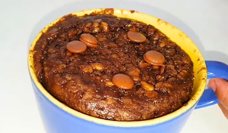 Bolo de caneca fit com 3 ingredientes