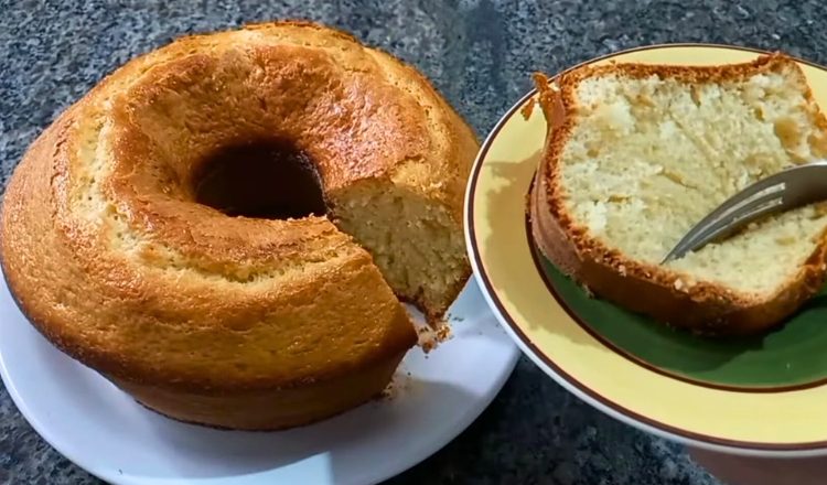 Bolo de maizena fofinho de liquidificador