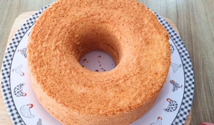 Bolo de maizena sem leite