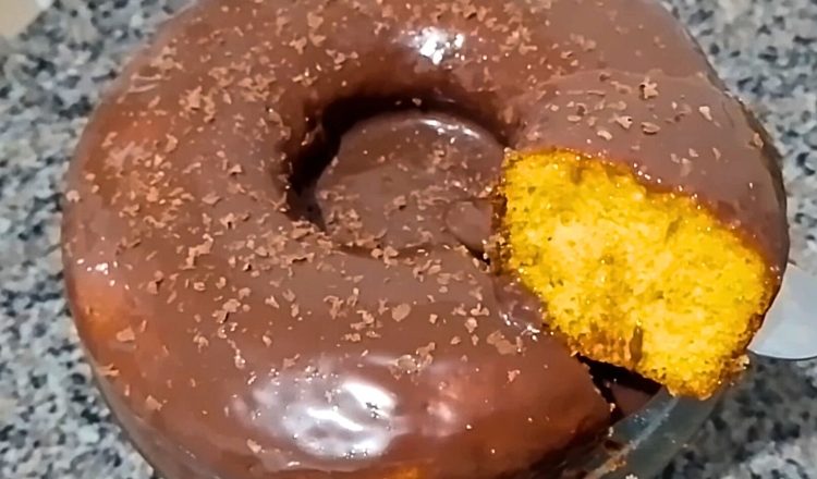 Bolo de cenoura com 1 cenoura