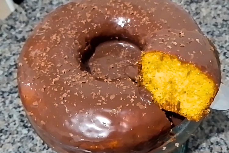 Bolo de cenoura com 1 cenoura