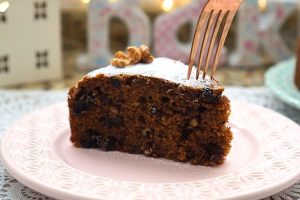 Bolo de cenoura com açúcar mascavo