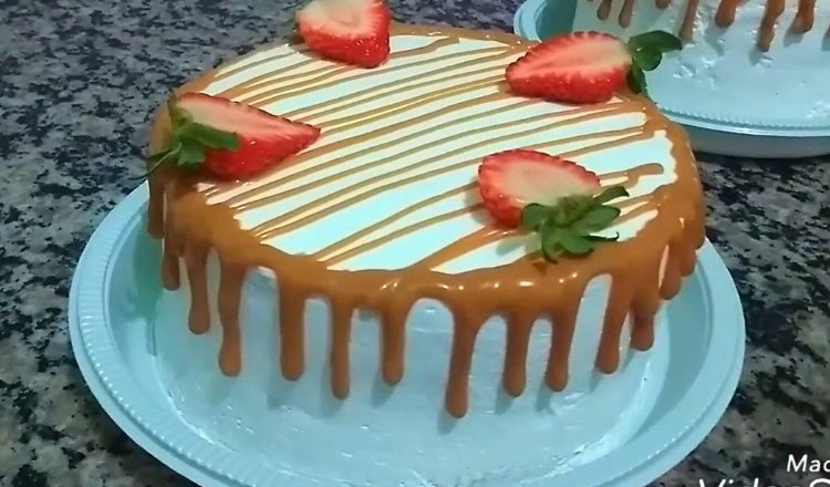 Calda de doce de leite para bolo