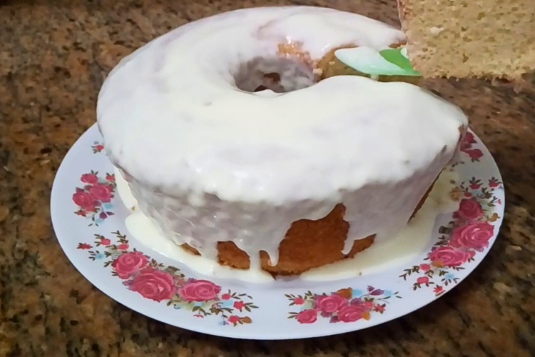 Cobertura de bolo com iogurte natural