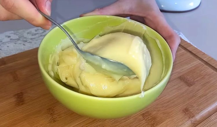 Recheio para bolo simples com leite condensado e creme de leite