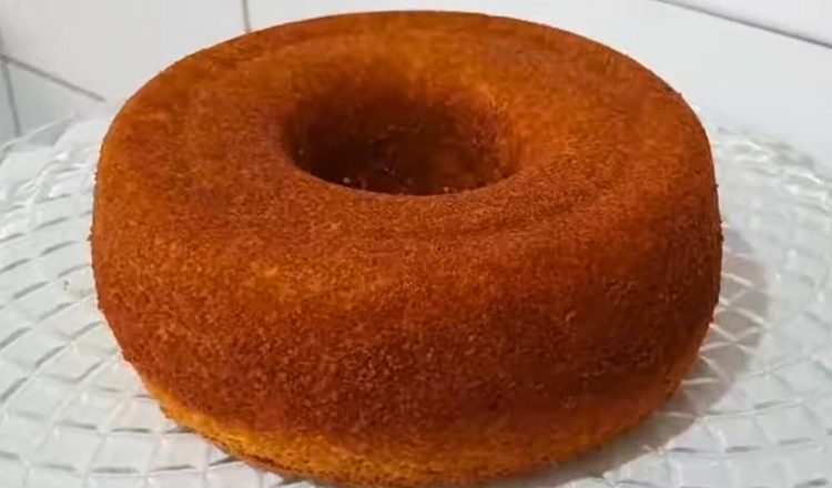 Bolo de laranja com farinha de amêndoas