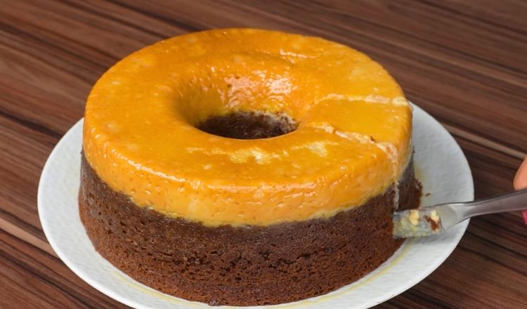 Bolo de chocolate com leite condensado