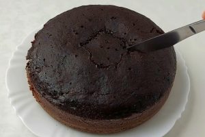 Bolo de chocolate na panela de pressão: Receita simples e prática Bolo de chocolate na panela de pressão