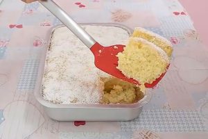 Bolo de Fanta laranja de liquidificador Bolo de Fanta laranja de liquidificador