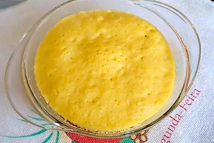 Bolo de laranja de micro-ondas