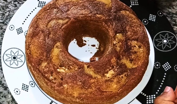 Bolo de maçã sem farinha de trigo