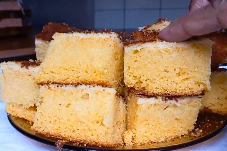 Bolo de milharina sem trigo