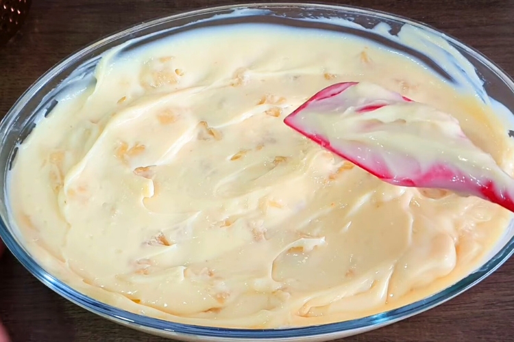 Mousse de abacaxi para recheio de bolo