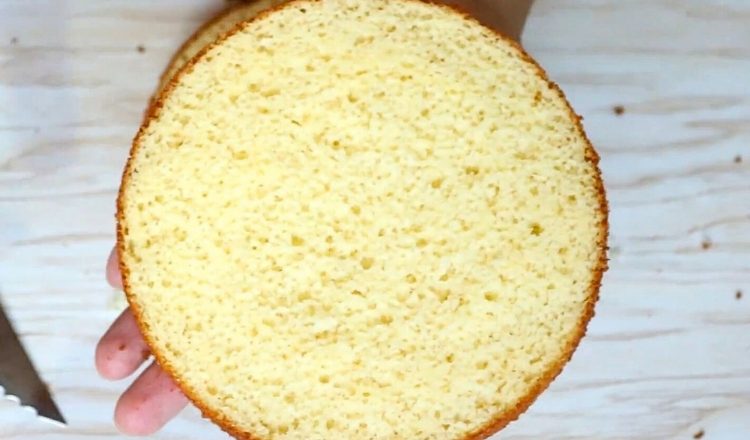 Pão de ló de leite ninho