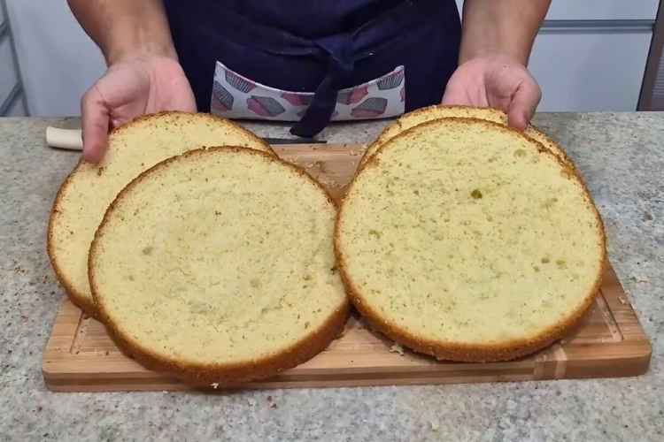 Pão de ló sem fermento