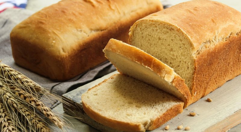 Por que a massa do pão fica rasgando