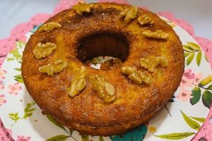 Bolo de aveia com nozes