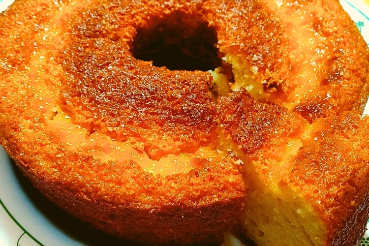 Bolo de coco com leite condensado