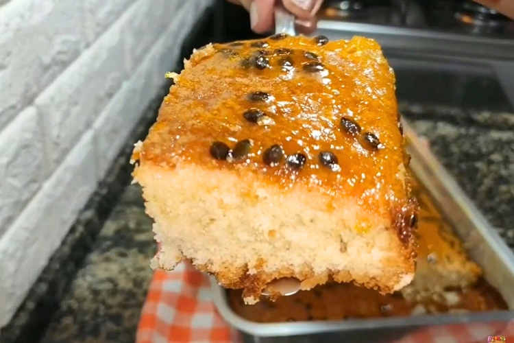 Bolo de maracujá sem ovo e sem leite
