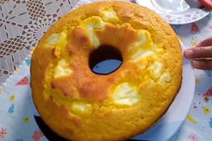 Bolo de milho com cream cheese