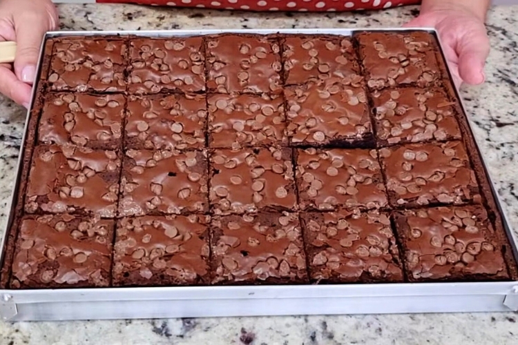 Brownie meio amargo
