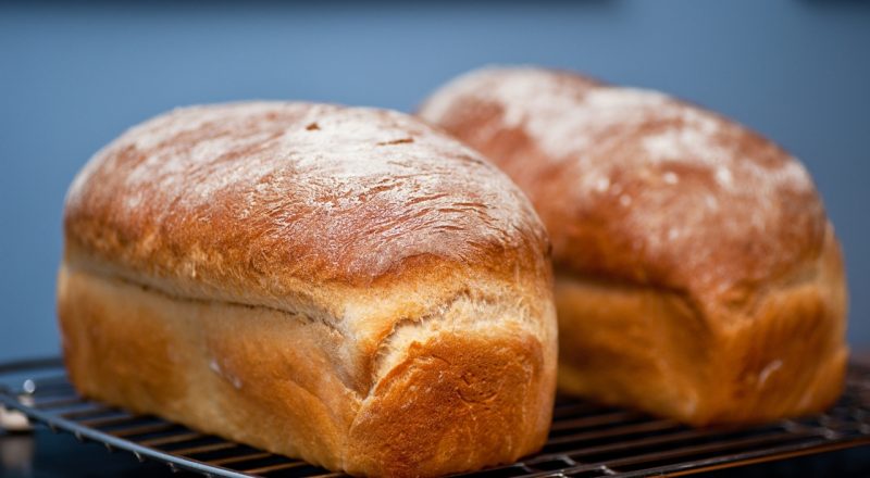 Quanto tempo para assar pão caseiro no forno a gás