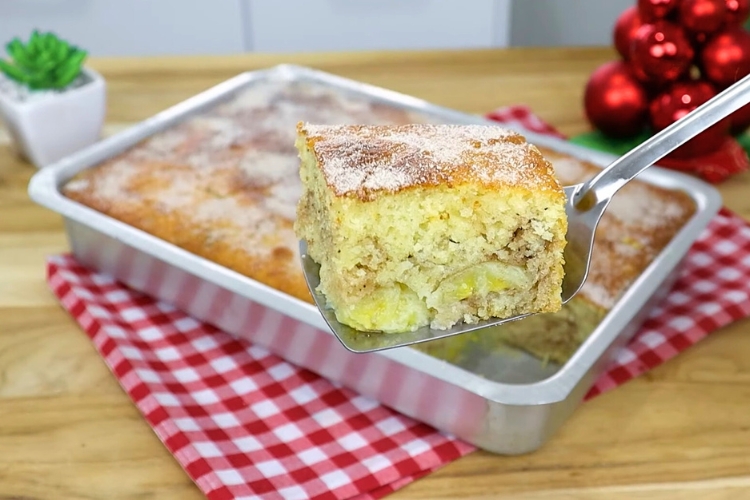 Bolo de banana com canela no liquidificador