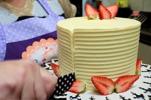 Cobertura de bolo com nata