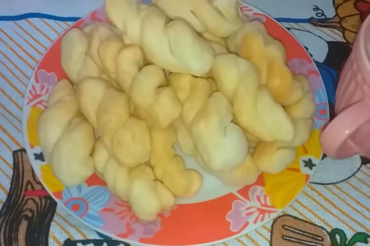 Como fazer bolo frito de polvilho?