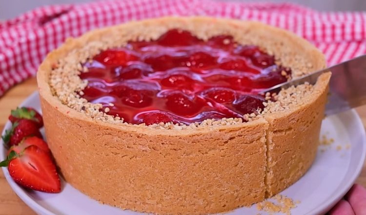 Geleia de brilho para torta de morango
