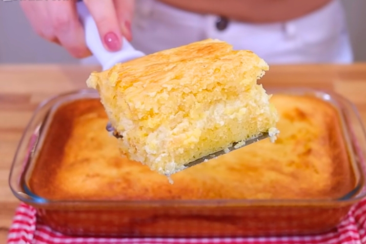 Receita de bolo de fubá cremoso