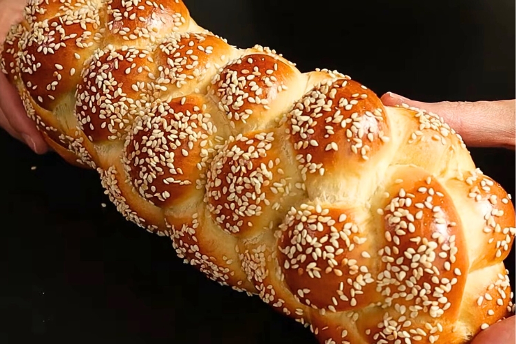 Como enrolar o pão caseiro