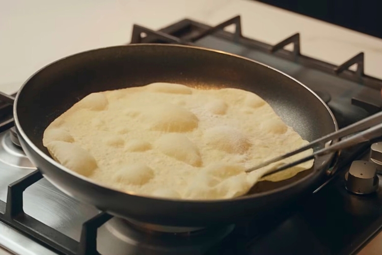Como fazer pão sírio para shawarma