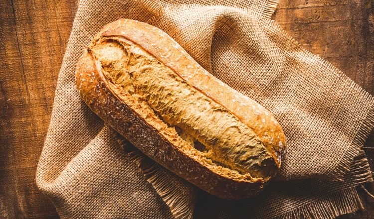 Como guardar pão para não mofar